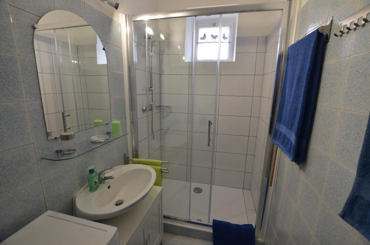 Carmelo House Hotel Rovinj Bagian luar foto