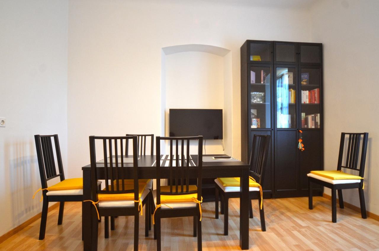 Carmelo House Hotel Rovinj Bagian luar foto
