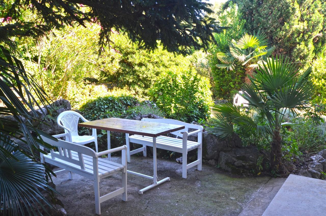 Carmelo House Hotel Rovinj Bagian luar foto